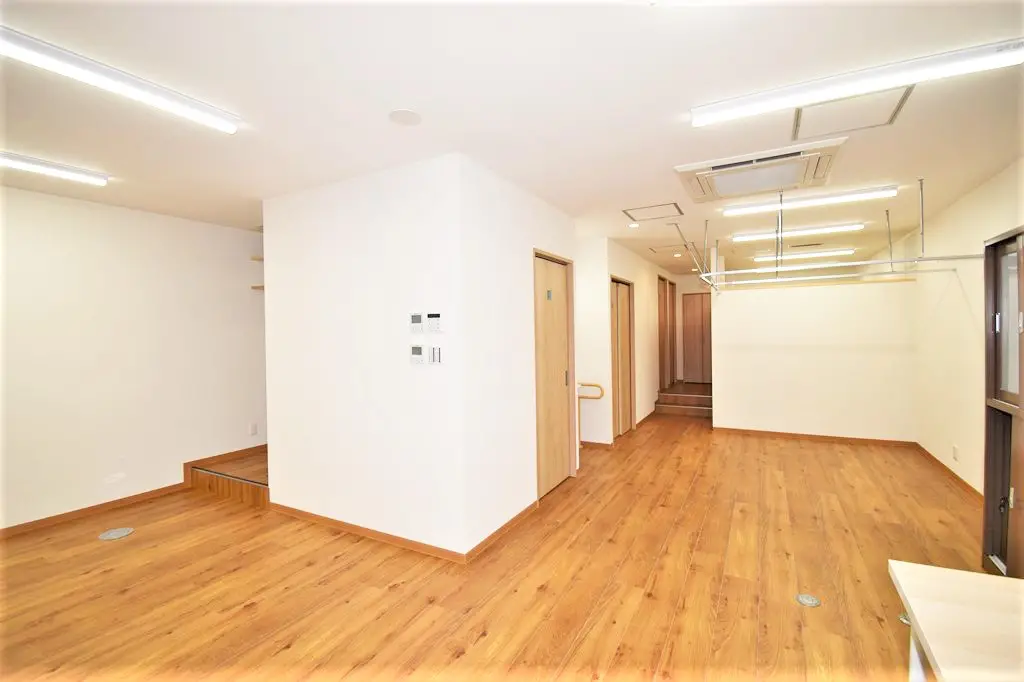 浴室を備えたリハビリディ